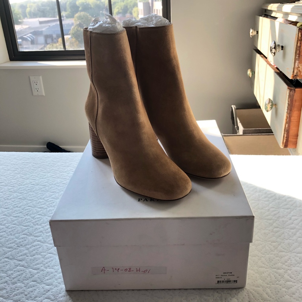 NWB Sandro Sacha Suede Ambre Heeled Boots - Picture 5 of 10